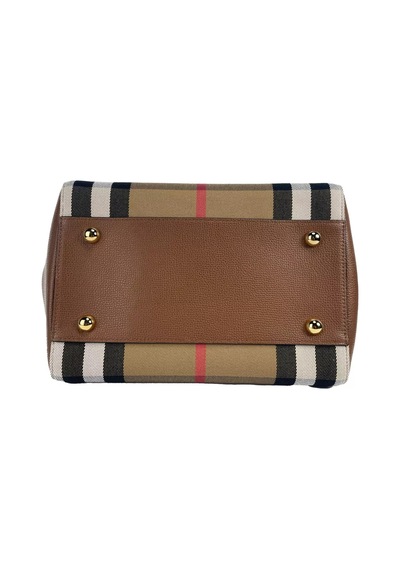 Burberry Kadın Omuz Çantası 8073786-tan 8073786-tan Çok Renkli Çok Renkli