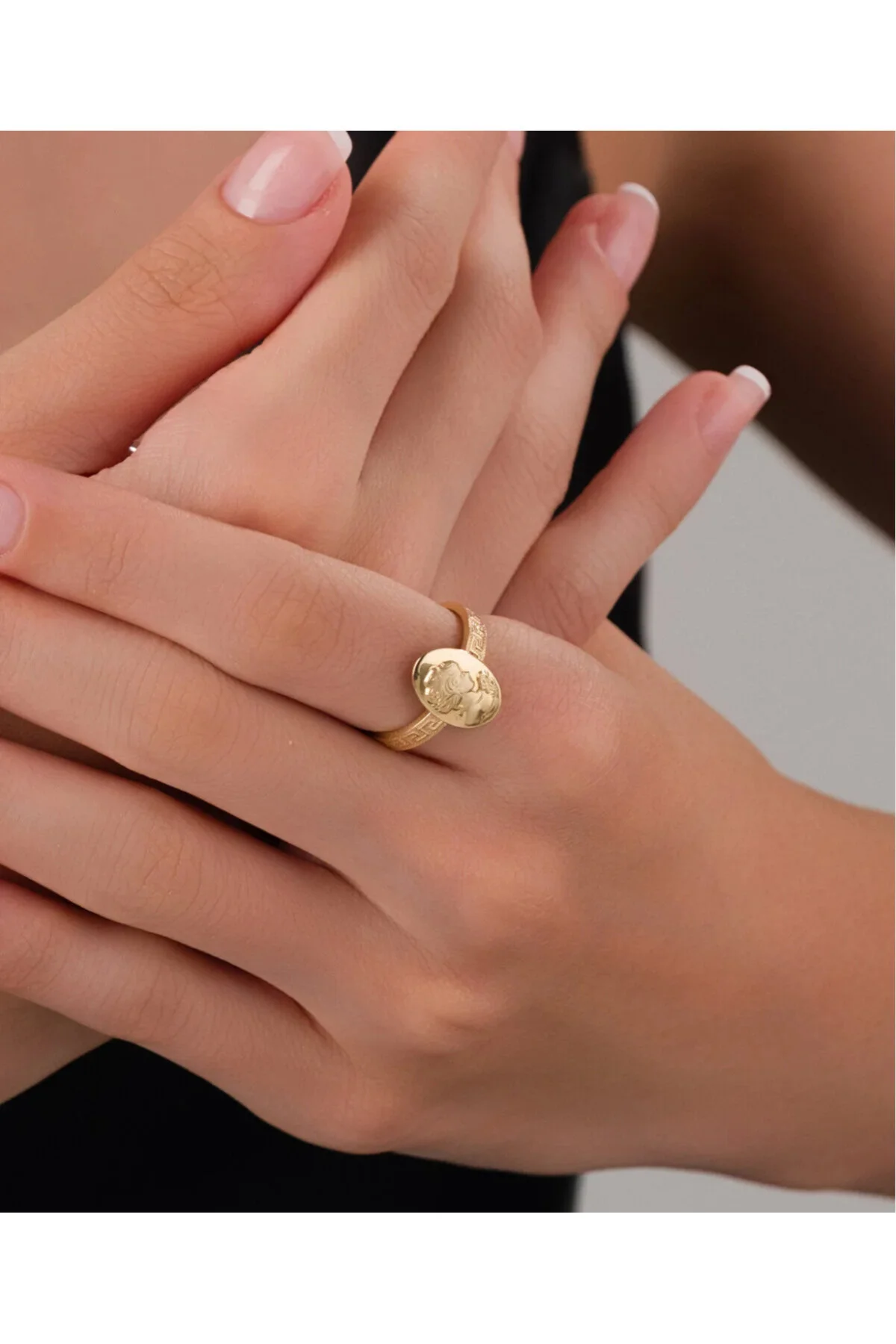 14 Ayar Altın Cameo Yüzük 0,83 Gr