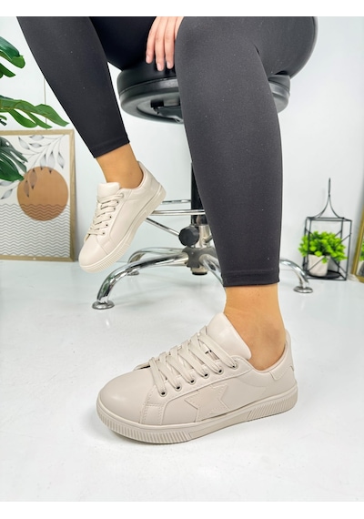 Günlük Kadın Sneaker Bağcıklı Yıldız Detaylı Tırtıklı Taban Oval Burunlu Rahat Spor Ayakkabı 602 Bej Günlük Kadın Sneaker Bağcıklı Yıldız Detaylı Tırtıklı Taban Oval Burunlu Rahat Spor Ayakkabı 602 Bej