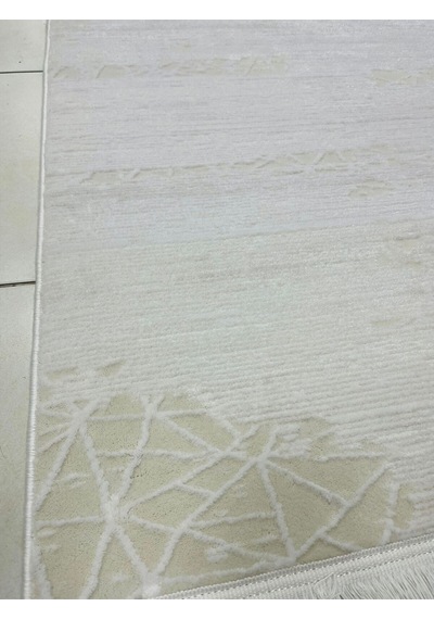 Mihra Halı % Akrilik Sık Dokuma 4 Mevsim +12 Hav Yükseklikte Krem Kesme Halı Mihrakremkşlk