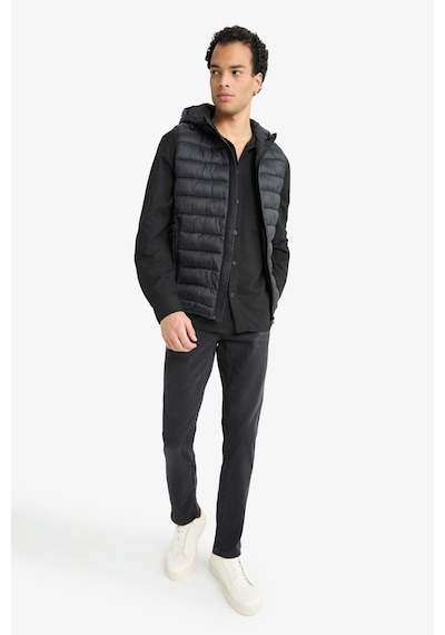 Defacto Slim Fit Dar Kesim Kapüşonlu Fermuarlı Yelek N4652az25aubk27 Siyah Defacto Slim Fit Dar Kesim Kapüşonlu Fermuarlı Yelek N4652az25aubk27 Siyah