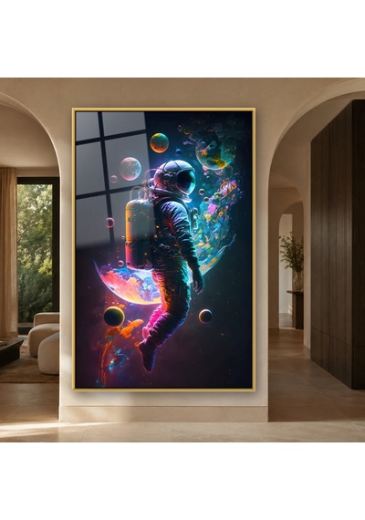 Gezegenler Arasında Uçan Astronot Gold Çerçeveli Cam Tablo