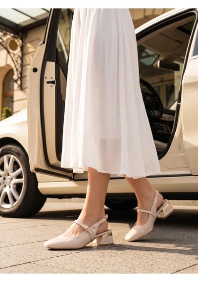 Nesil Shoes Senyo 405 Ten Rugan Tokalı Kadın Sandalet