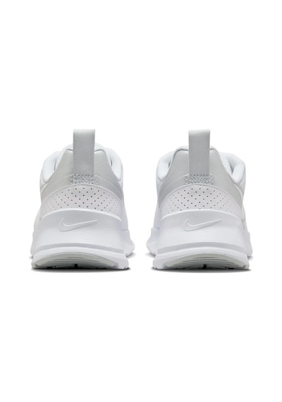 Nike Air Max Nuaxis Womens Sneaker Kadın Günlük Spor Ayakkabı Beyaz Beyaz
