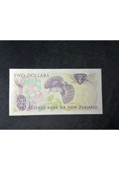 Kraliçe Elisabet Iı Yeni Zelenda 2 Dolar P 170b Seri End No 962118 Unc Çil