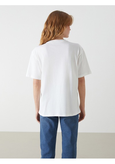 Lcw Vision Beyaz Çiçekli Oversize %100 Pamuklu Kadın Tişört