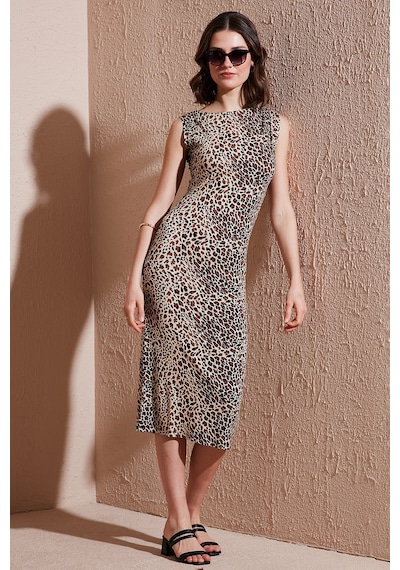 Lela Slim Fit Bisiklet Yaka Kolsuz Midi Boy Bayan Elbise 5866251 Leopar Lela Slim Fit Bisiklet Yaka Kolsuz Midi Boy Bayan Elbise 5866251 Leopar
