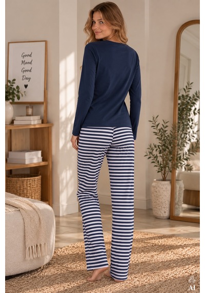 Koza İç Giyim Kadın Pamuklu Çizgili Desenli Baskı Detaylı Pijama Takımı Kk30148 Mavi - Beyaz Koza İç Giyim Kadın Pamuklu Çizgili Desenli Baskı Detaylı Pijama Takımı Kk30148 Mavi - Beyaz