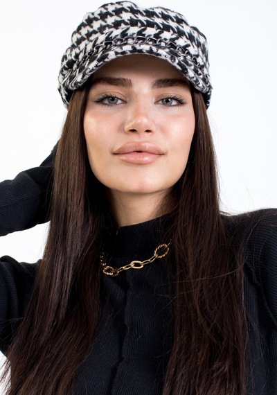 Ladycolor Kadın Kışlık Şapka Kaşe Kaptan Kışlık Zincir Aksesuarlı Kazayağı Desen Beyaz