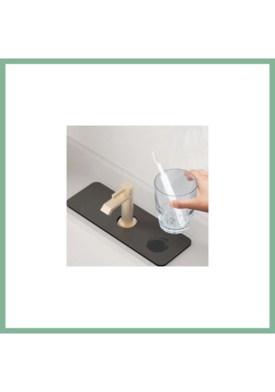 Bşkvirgo Su Emici Sihirli Lavabo Kenar Matı 38x13cm Mc-605 Bsk2026 Çok Renkli