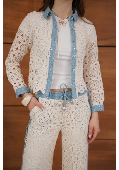 Verymoda Dantel Detaylı İnci Düğmeli Uzun Kollu Kadın Gömlek- - F1945 Ham Mavi