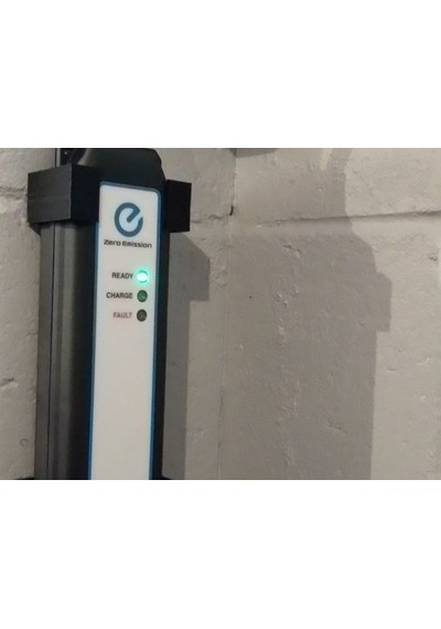 Nissan Leaf Şarj Cihazı Braketi