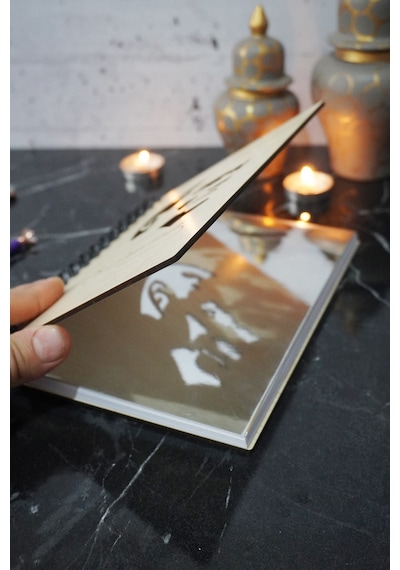 Mustafa Kemal Atatürk Ahşap Defter - A5 Spiralli - Günlük - Çizgisiz Defter Ahşap Rengi Banu