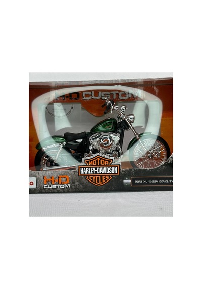 Harley Davidson 2013 Xl 1200v Seventy-two - 1:12 Maisto