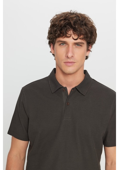 AC&Co / Altınyıldız Classics Erkek Acı Kahve %100 Pamuk Slim Fit Dar Kesim Polo Yaka Jakarlı Triko Tişört Acı Kahve AC&Co / Altınyıldız Classics Erkek Acı Kahve %100 Pamuk Slim Fit Dar Kesim Polo Yaka Jakarlı Triko Tişört Acı Kahve