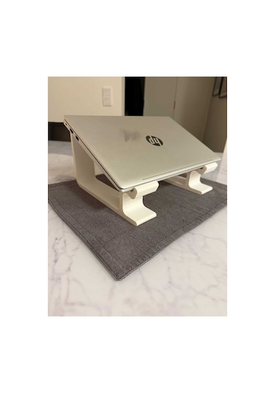Ergonomik Laptop Standı Beyaz Notebook Yükseltici İki Parçalı Masaüstü Bilgisayar Altlığı Beyaz Ergonomik Laptop Standı Beyaz Notebook Yükseltici İki Parçalı Masaüstü Bilgisayar Altlığı Beyaz