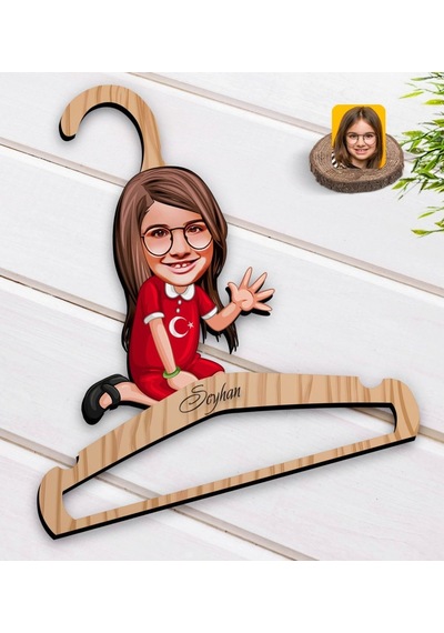 Kişiye Özel Kız Çocuk Karikatürlü Standart Boy Ahşap Elbise Askıs (551144675)