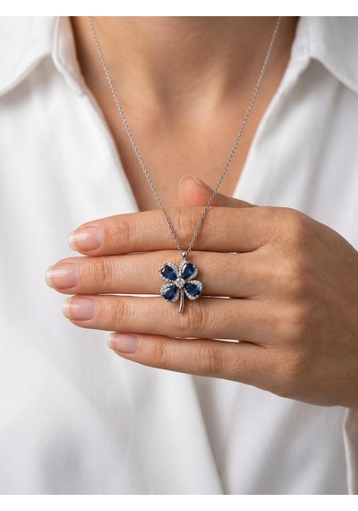 Çekirdekjewelry Mavi Taşlı Yonca Kolye 925 Ayar Gümüş Zarif Kadın Kolyesi Gri