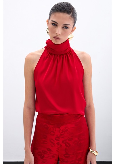 Sateen Boğazlı Kolsuz Bluz - Kırmızı-135947 Kırmızı