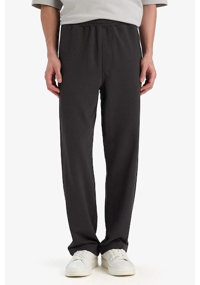 DeFacto Bol Rahat Kesim Wide Leg Üç Cepli Geniş Paça Yazlık Pantolon F3147AX25SPAR104 DeFacto Bol Rahat Kesim Wide Leg Üç Cepli Geniş Paça Yazlık Pantolon F3147AX25SPAR104