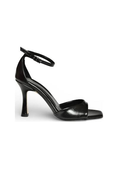 Fox Shoes Y569823309 Siyah İnce Topuklu Kadın Ayakkabı Siyah