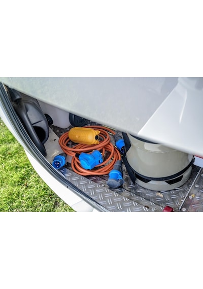 Brennenstuhl Kamp Adaptör Seti Cee Kablosu 1.5 Metre+cee 230 V Çevirici Kablo 3 Metre+kablo Saklama Aparatı Ip44 Lisanslı H07rn-f 3g2,5