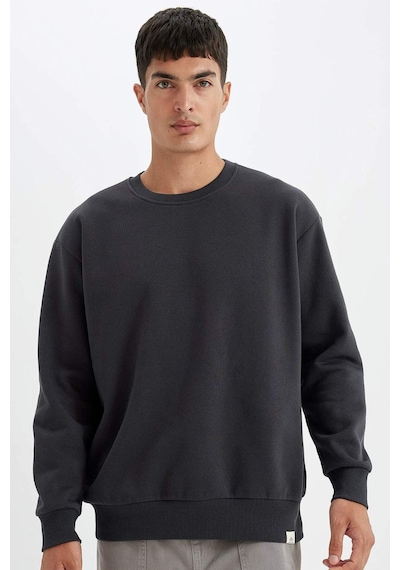 DeFacto Oversize Geniş Kalıp Bisiklet Yaka Kalın Basic Düz Sweatshirt T5139AZ24AUAR191 DeFacto Oversize Geniş Kalıp Bisiklet Yaka Kalın Basic Düz Sweatshirt T5139AZ24AUAR191