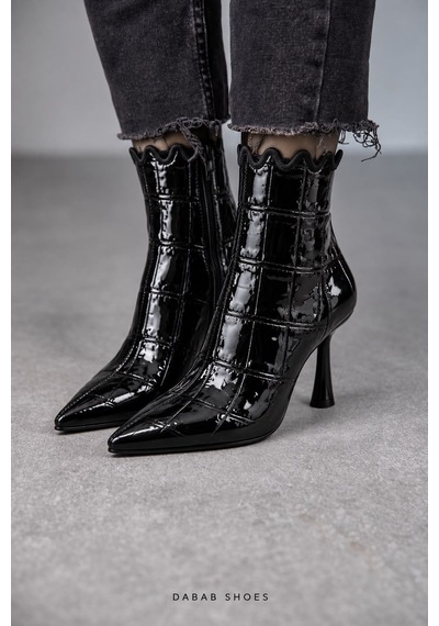 Dabab Shoes Carmen Kadın Siyah Kroko Rugan Sivri Burun Fermuarlı Sıcak Astarlı 7 Cm İnce Topuklu Bot Bootie Dabab Shoes Carmen Kadın Siyah Kroko Rugan Sivri Burun Fermuarlı Sıcak Astarlı 7 Cm İnce Topuklu Bot Bootie