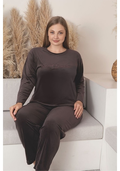 Büyük Beden Kırmızı Likralı Soft Kadife Pijama Takımı Vizon
