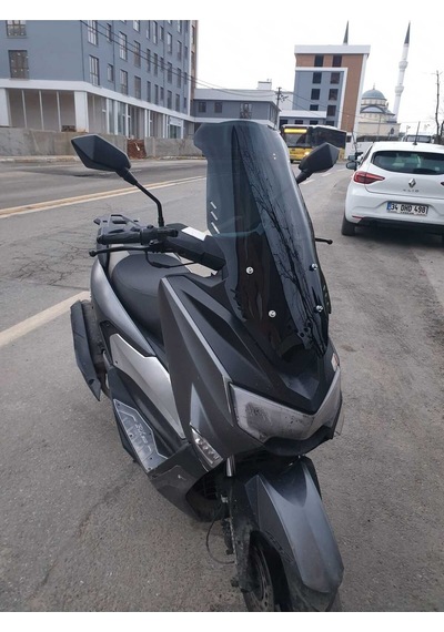 Motocam Arora Zrx 200 Ön Cam 2022 Model 65cm Siyah Renkli 4mm Orta Boylu