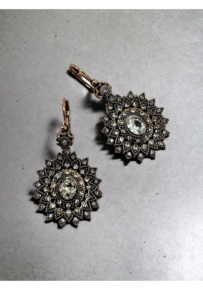 Safir Taşlı Güneş Küpe Beyaz