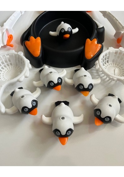 Havuzlu Penguen Su Üzerinde Balık Yakalama Olta Oyunu 11 Parçalık