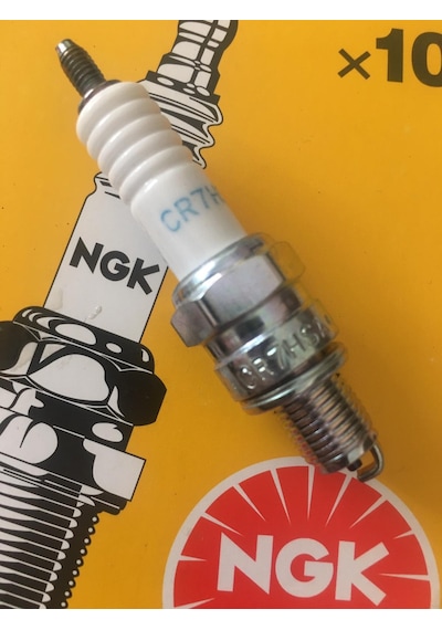 Buji 4549 Cr7-hsa Ngk Reziztanslı Honda Yamaha Suzuki
