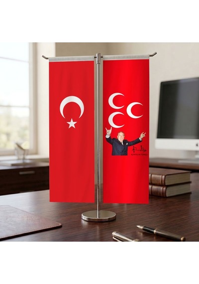 Alparslan Türkeş Üç Hilal Kırmızı Sancak Ve Türk Bayrağı Kırlangıç T Tipi Masa Bayrak Takımı Diğer