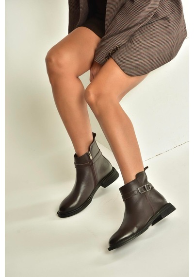 Fox Shoes V555255503 Kahverengi Alçak Tabanlı Hakiki Deri Kadın Bot Kahverengi
