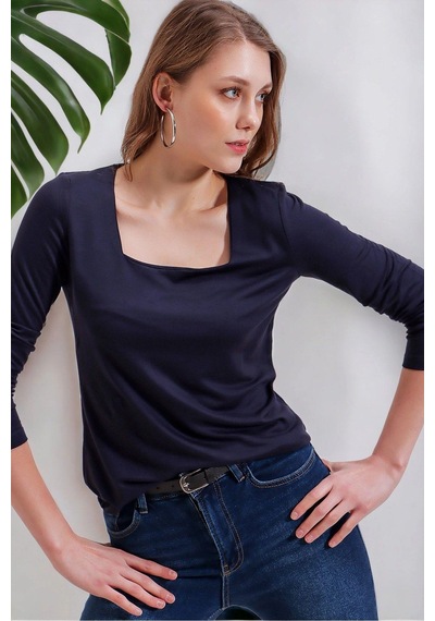 WeShaya Kadın Lacivert Günlük Stil Basic Kare Yaka Uzun Kol Bluz Lacivert