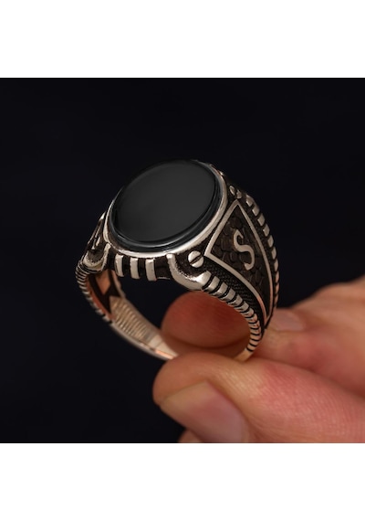 Oniks Taşlı Harfli 925 Gümüş Yüzük Beyaz