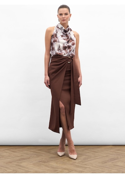 Sateen Aksesuar Kuşaklı Yırtmaçlı Etek - Kahve-136887 Kahve