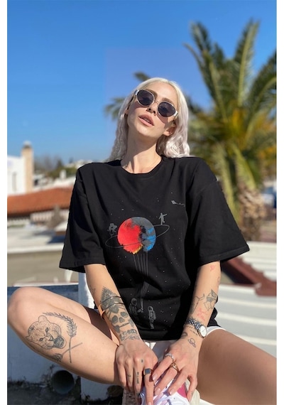 Blackjack Giyim Blackjackgiyim Kadın Siyah Satürn Baskılı Tshirt Siyah