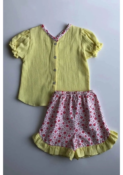 Bertuğ Bebek Fırfırlı Çiçekli Şile Bezi Sarı Kız Çocuk Bebek Şort Takım 001