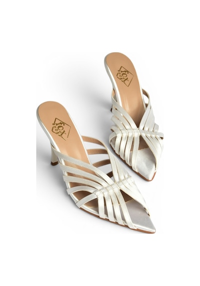 Fox Shoes Y752132704 Bej Saten Kumaş İnce Topuklu Kadın Terlik