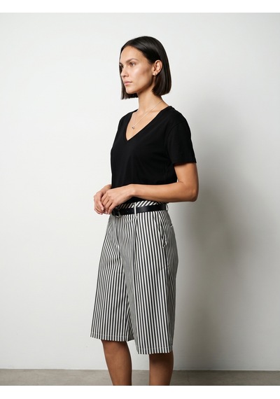 Dilvin 32847 Lyocell Karışımlı V Yaka T-shirt-siyah