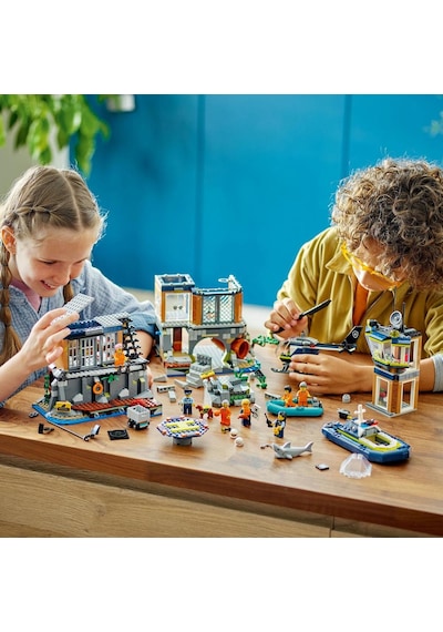 LEGO® City Polis Hapishane Adası 60419 7+ Yaratıcı Oyuncak Yapım Seti - 980 Parça