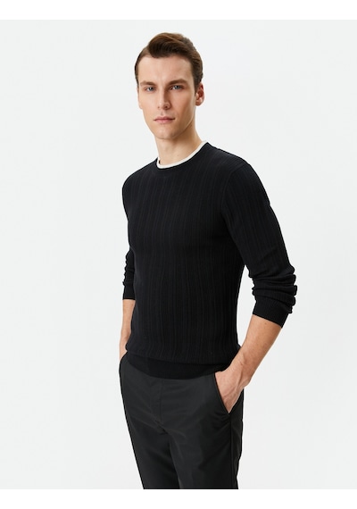 Koton Slim Fit Kazak Triko Dokulu Yaka Detaylı Uzun Kollu Siyah 4wam70063ht Siyah