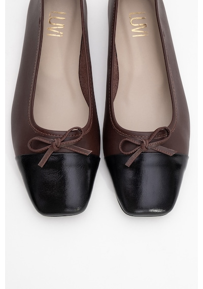 Luvishoes Luvi Shoes Romy Kahverengi-siyah Cilt Hakiki Deri Küt Burunlu Fiyonklu Kadın Babet Ayakkabı Kahverengi - Siyah Luvishoes Luvi Shoes Romy Kahverengi-siyah Cilt Hakiki Deri Küt Burunlu Fiyonklu Kadın Babet Ayakkabı Kahverengi - Siyah