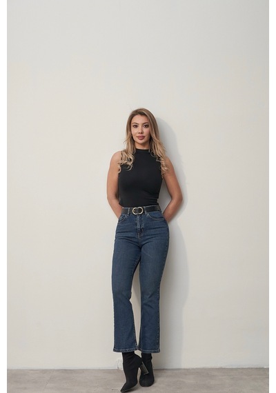 Rabia Çelik Kadın Koyu Mavi Yüksek Bel Likralı Marka Model Flare Kesim Jean Pantolon Koyu Mavi Koyu Mavi Rabia Çelik Kadın Koyu Mavi Yüksek Bel Likralı Marka Model Flare Kesim Jean Pantolon Koyu Mavi Koyu Mavi