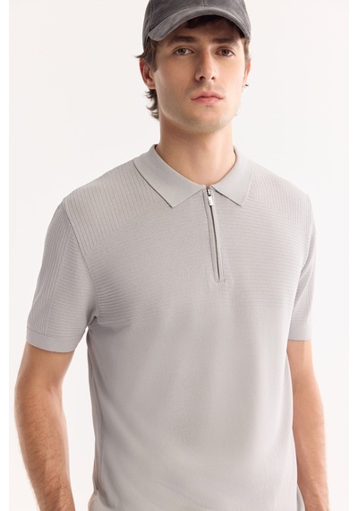 Avva Erkek Gri Polo Yaka Fermuarlı Rayon Tüylenmeyen Triko Regular Fit T-shirt A52y5006