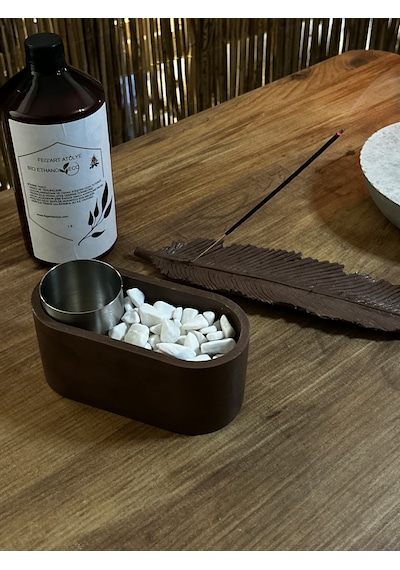 Dekoratif Bio-fire V1 Kahverengi Masaüstü Şömine + Tüy Tütsülük + 1 Lt Yakıt + 5 Adet Tütsü Çubuğu Dekoratif Bio-fire V1 Kahverengi Masaüstü Şömine + Tüy Tütsülük + 1 Lt Yakıt + 5 Adet Tütsü Çubuğu