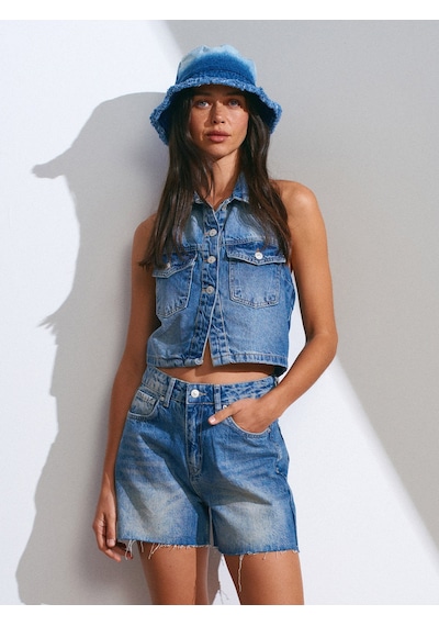 Dilvin Paçası Kesik Denim Şort Tint