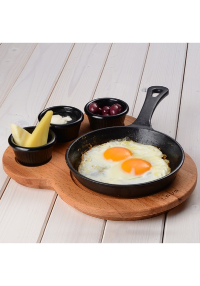 Lava Döküm Yuvarlak Kızartma Tavası Yekpare Saplı Kayın Ahşap Altlık. Çap(Ø)16cm. (Bu ürüne sos kapları dahil değildir)